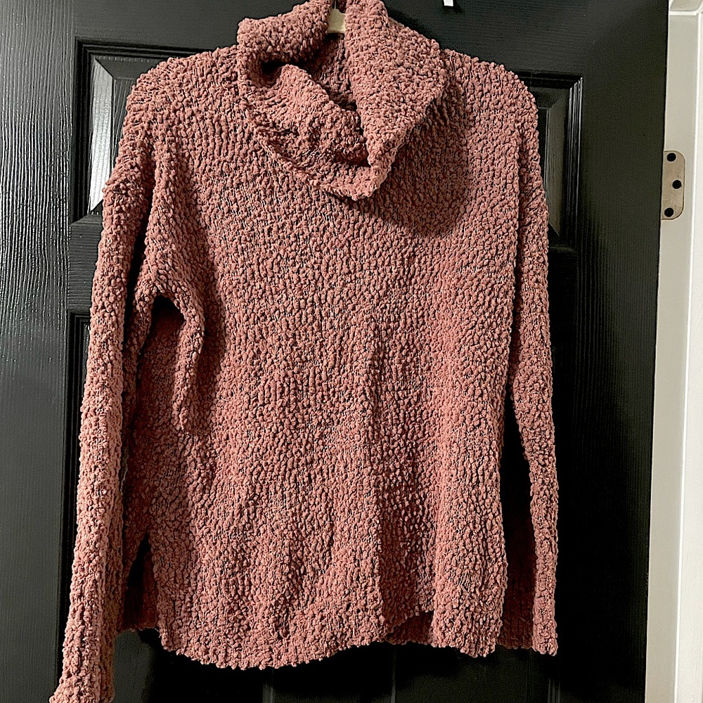 Dusty rose loose turtleneck styled sweater